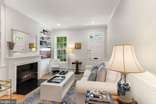3421 O St, Washington, DC 20007-2817