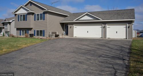 1581 Mallard Ave, Hammond, WI 54002-5566