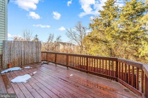 1116 Keokuk Ter, Leesburg VA 20176-6665 exterior