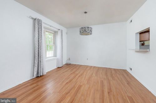 105 Harvest Rd, Swedesboro NJ  08085-1426 exterior