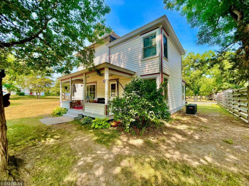 413 3 Ave, East Farmington WI  exterior