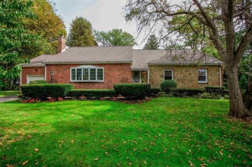 1500 Keyes Ave, Schenectady, NY 12309-5116