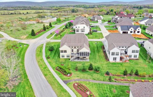 315 Lewis Washington Dr, Charles Town WV  25414-5666 exterior