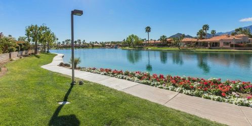 48221 Calle Florista, La Quinta CA  92253-2251 exterior