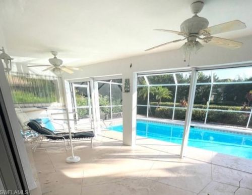 286 Turnbury Way, Naples, FL 34110-1382
