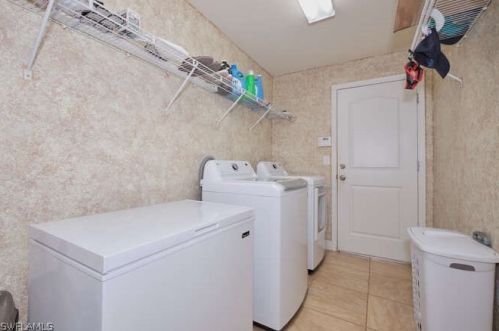 428 Willowbrook Dr, Lehigh Acres FL  33972-1029 exterior