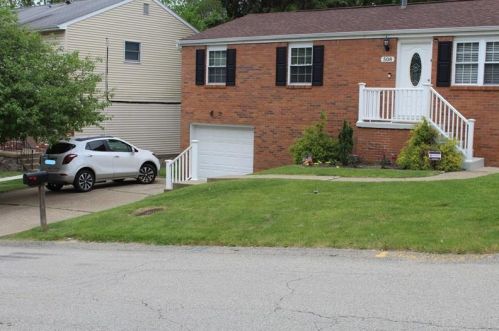 508 Invicta Dr, Pittsburgh, PA 15235-2213