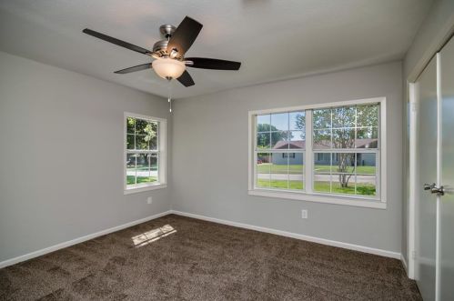 2813 Sarah Jane Ln, Fort Worth TX  76119-4723 exterior