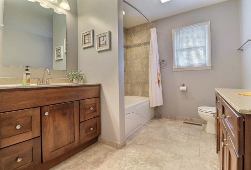 386 650, Valpo IN  46383-9517 exterior