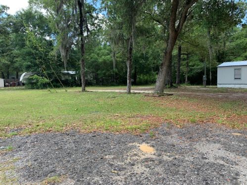 375 Bell Dr, Defuniak Springs, FL 32433-7125