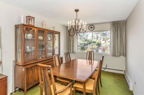 2763 Genevieve Ct, North Bellmore NY  11710-2003 exterior