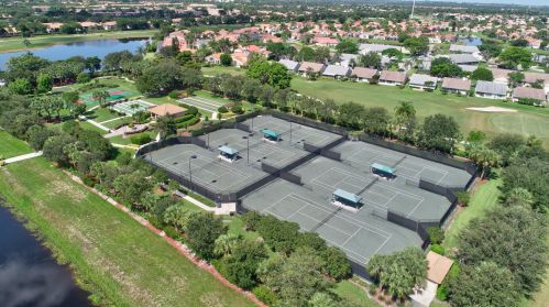 5102 Toscana Trl, Boynton Beach FL  33437-2038 exterior