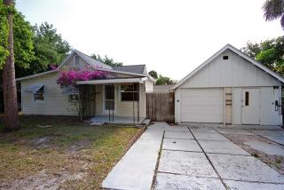 1044 Louisiana Ave, Sebastian, FL 32958-4116