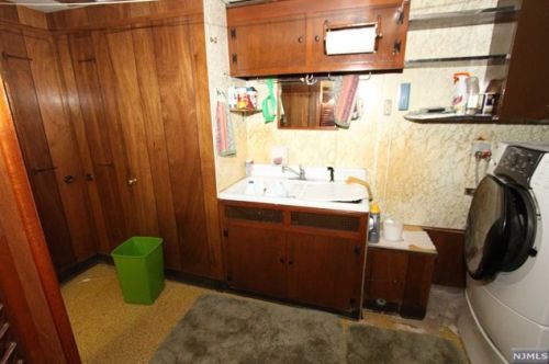 434 Harristown Rd, Ridgewood NJ  07452-2836 exterior