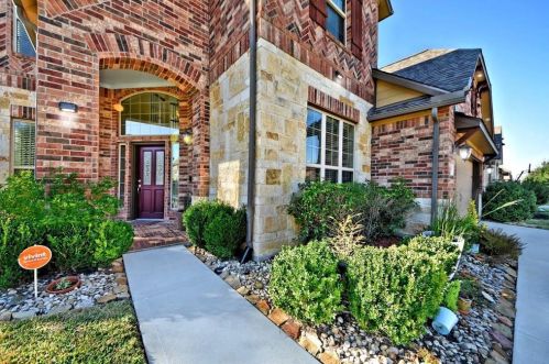 5203 Blue Pearl Dr, Richmond, TX 77407-1436