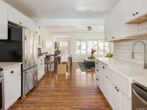 14608 Fonthill Ave, Hawthorne CA  90250-8460 exterior