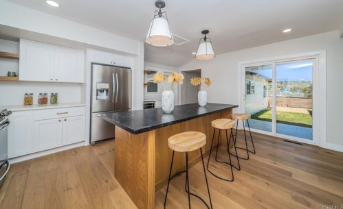 4350 Highland Dr, Carlsbad CA  92008-4225 exterior