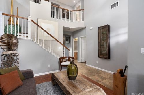 91-1050 Kaiuliuli St, Ewa Beach, HI 96706-6438