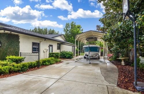 1135 Wisper Run Ct, Lutz FL  33558-5185 exterior