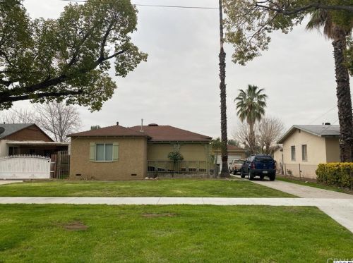 363 28th St, San Bernardino, CA 92405-3411