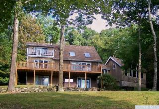 362 Sky Farm Rd, Copake, NY 12516-1526