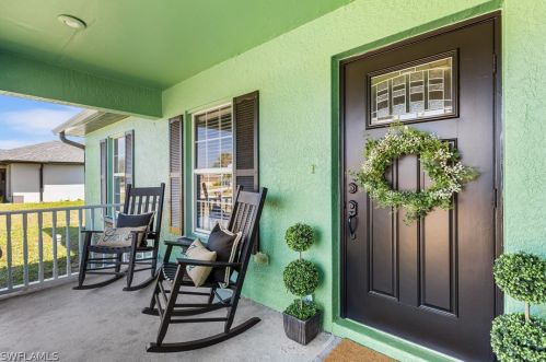 2905 7th Ave, Cape Coral, FL 33909-6873