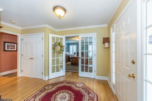 4 Roberts Rd, Dover NJ  07869-3475 exterior