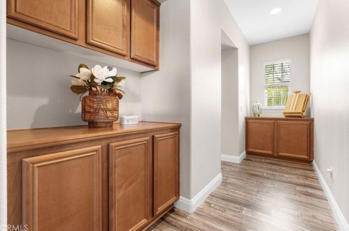 27406 Quincy Ln, Temecula CA  92591-4402 exterior