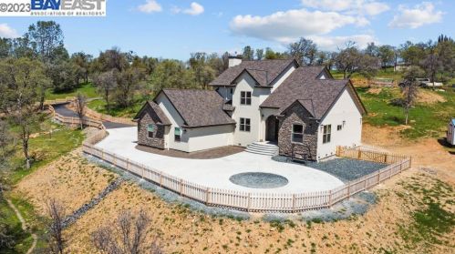 1029 Stockton Rd, Angels Camp, CA 95222