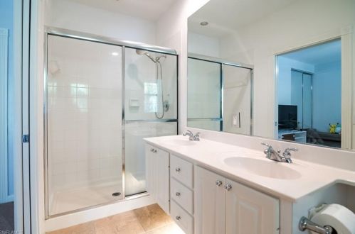 28225 Jeneva Way, Bonita Springs FL  34135-8514 exterior