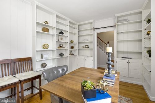 408 19 St, Philadelphia PA 19146-4656 exterior