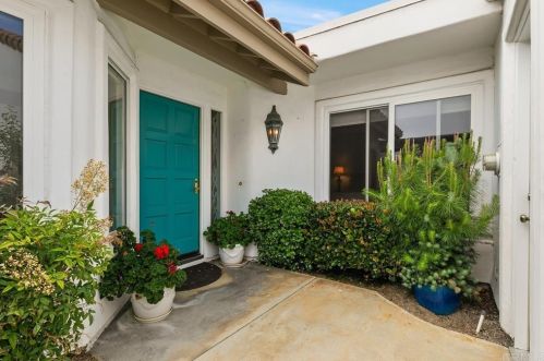 4568 Cordoba Way, Oceanside CA  92056-5102 exterior