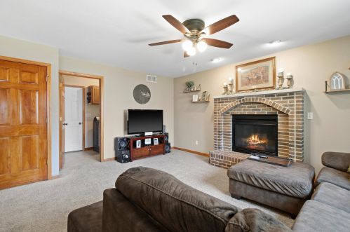 1158 101 St, Kenosha WI 53158-4034 exterior