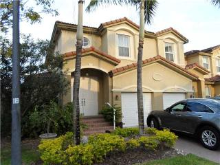 7551 113th Ct, Miami, FL 33178-1360