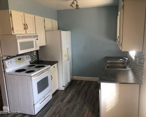19625 16 Dr, Phoenix AZ  85015-1429 exterior