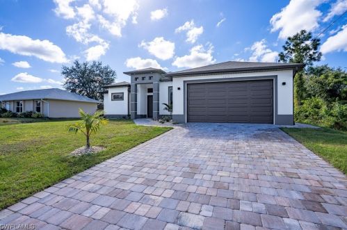 3017 11th St, Lehigh Acres FL  33976-3042 exterior