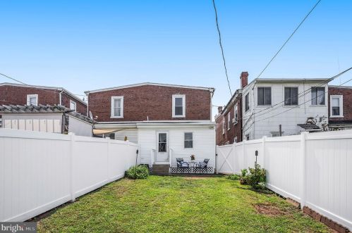 1331 Locust St, Norristown PA  19401-3319 exterior