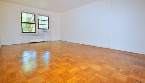180 Garth Rd, Scarsdale, NY 10583-3802