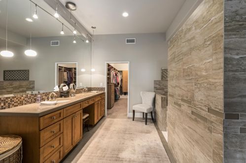 187 Kavenish Dr, Rancho Mirage CA  92270-3244 exterior