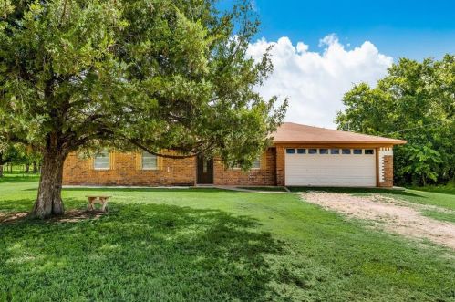 1001 Spikes Rd, Corsicana, TX 75110-8593