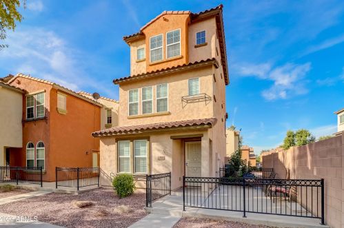 2028 78th Ave, Phoenix, AZ 85035-5130