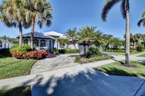 7690 La Corniche Cir, Boca Raton, FL 33433-6006