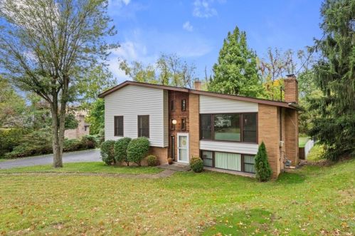261 Rutledge Dr, Canonsburg, PA 15317-5321