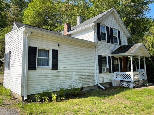 153 Shearer St, Palmer, MA 01069-1432