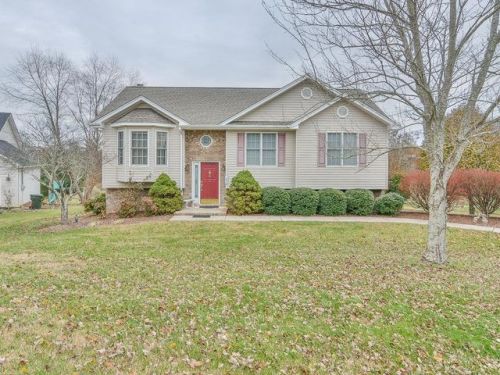 150 Pointe Ct, Kingsport, TN 37663-2993