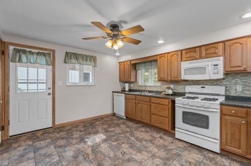 213 Northmont Dr, Verona PA  15147-2949 exterior