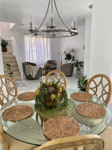15042 20th St, Hollywood FL  33027-4363 exterior