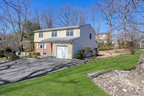 33 Fielding Ave, Huntington Station, NY 11746-6729