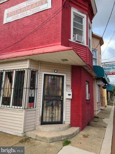 3701 Westfield Ave, Camden, NJ 08105-3125