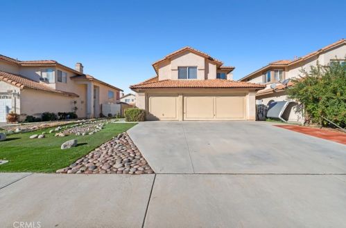1936 Miramar St, Perris, CA 92571-2719